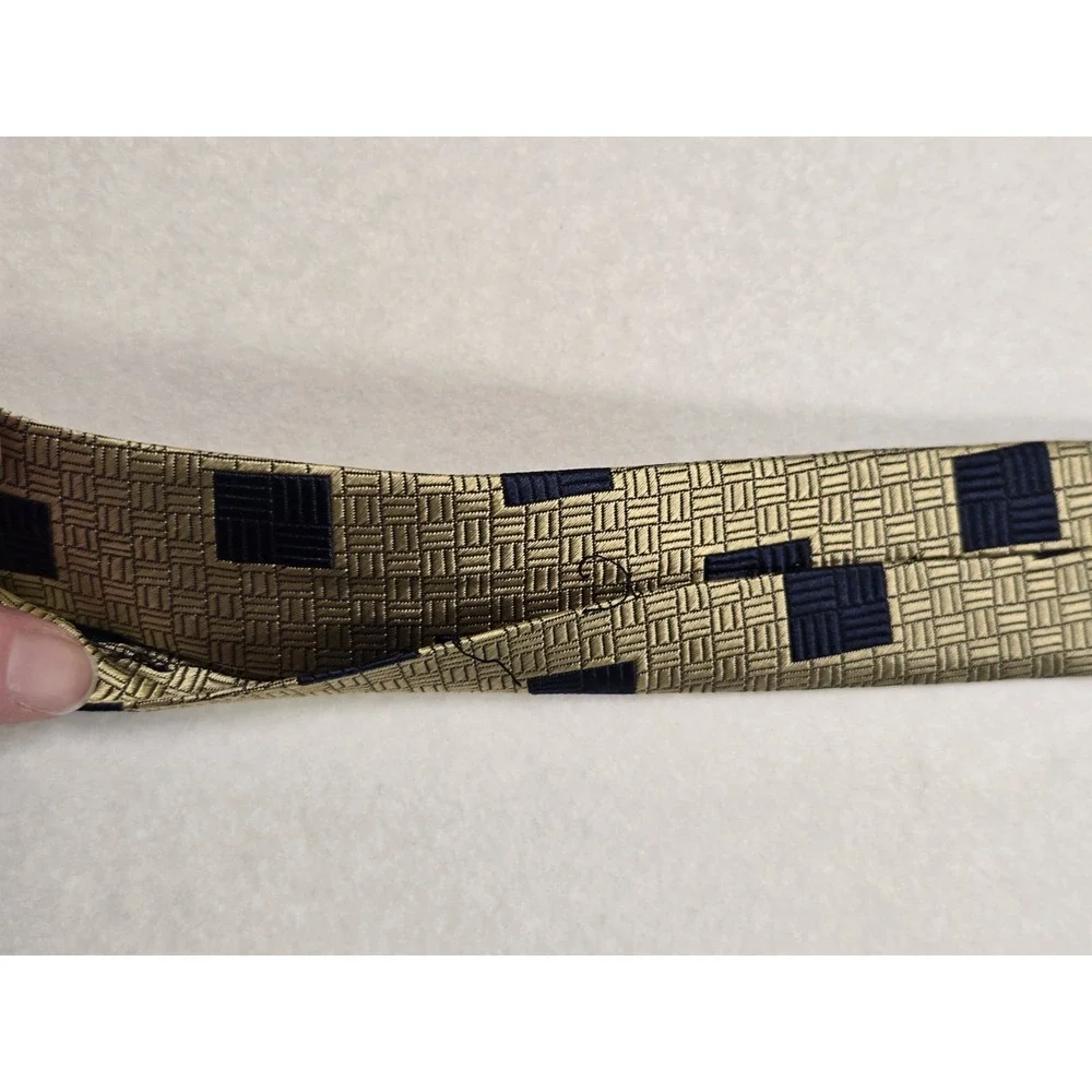 Vintage Bruno Piattelli‎ Navy Gold Textured Geometric Print Pure Silk Tie Flawed